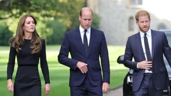 Princ Harry přijel do Londýna. Will a Kate nemají sílu ani vůli ho vidět, říká expertka