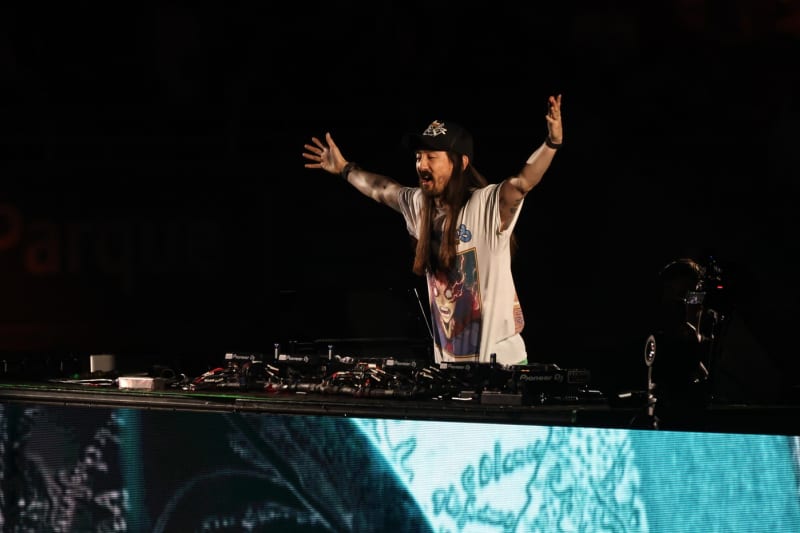 DJ Steve Aoki